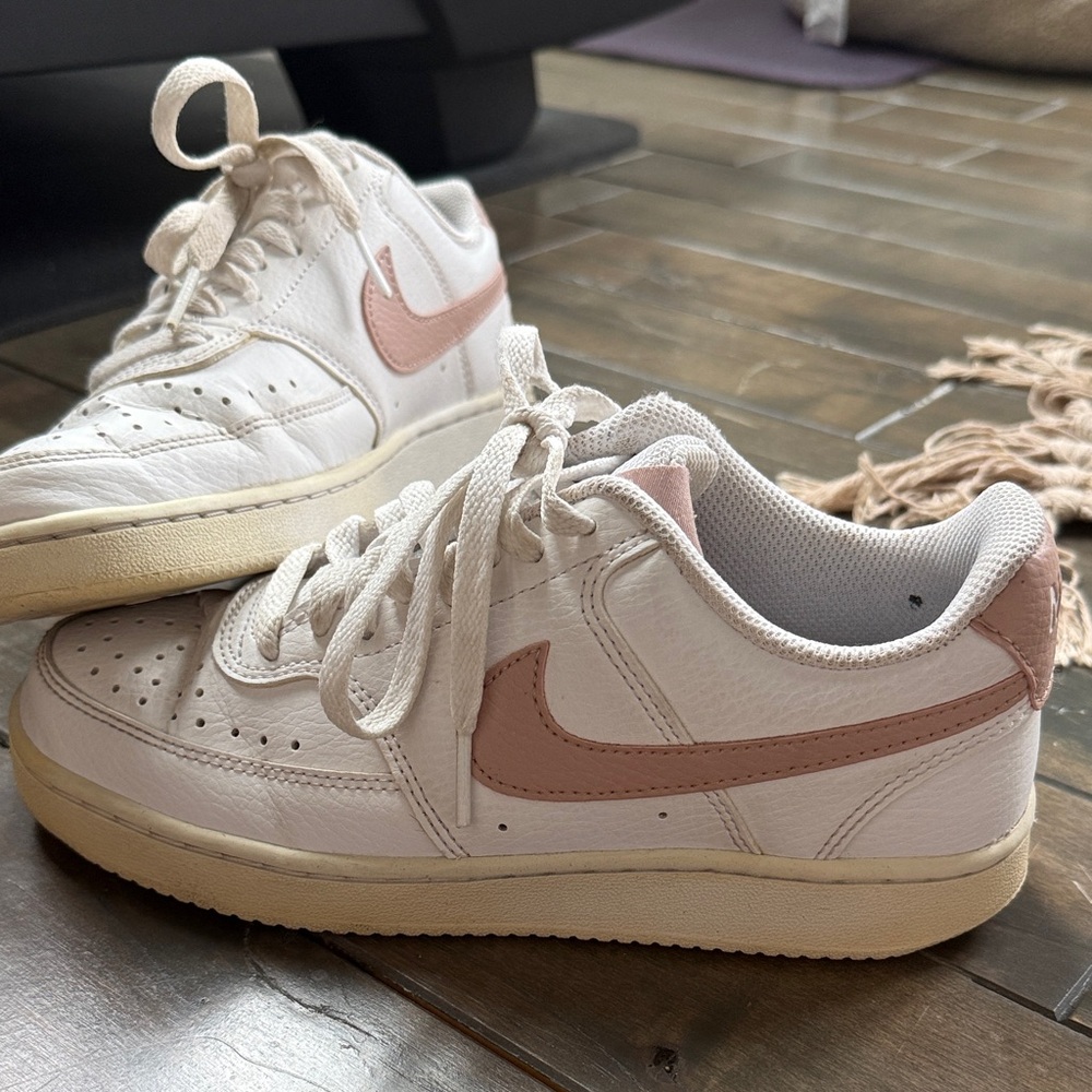 Nike Cream and Pink Casual Sneakers